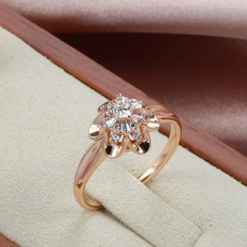 Flower Prong Romantic Rose Gold Ring