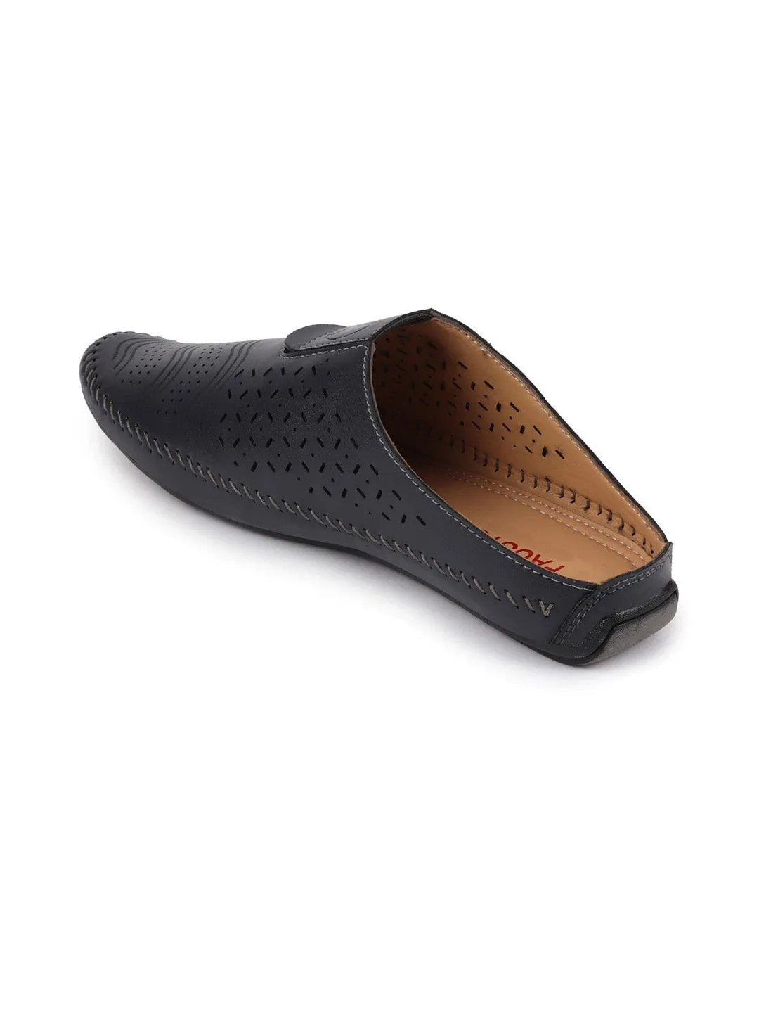 Men Black Ethnic Slip-On Juttis