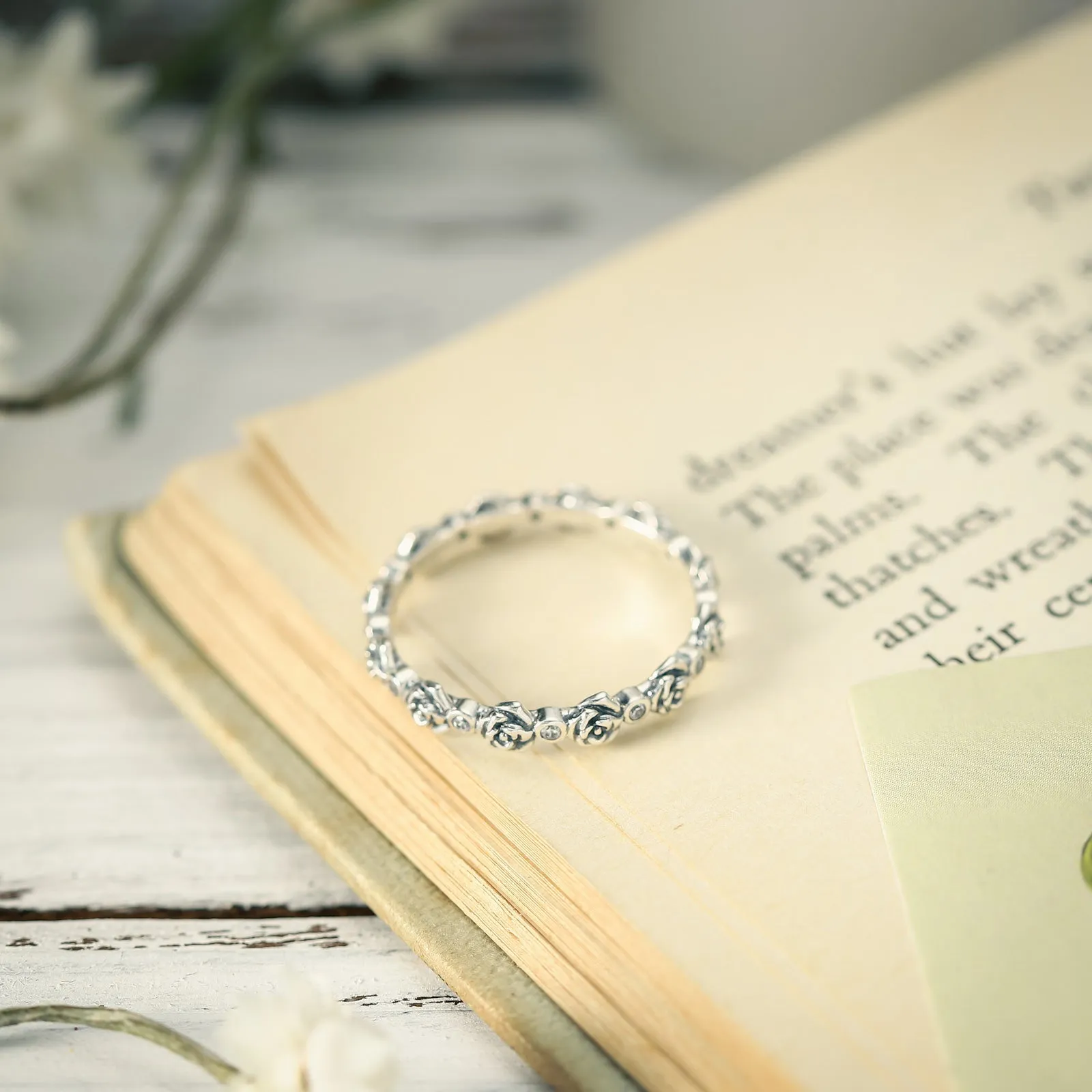 Romantic Rose Ring